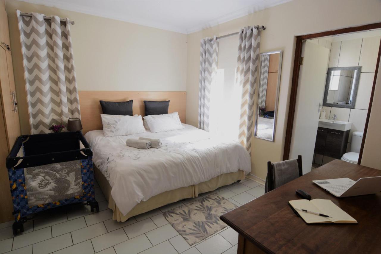 Pta East Guest House Преторія Екстер'єр фото